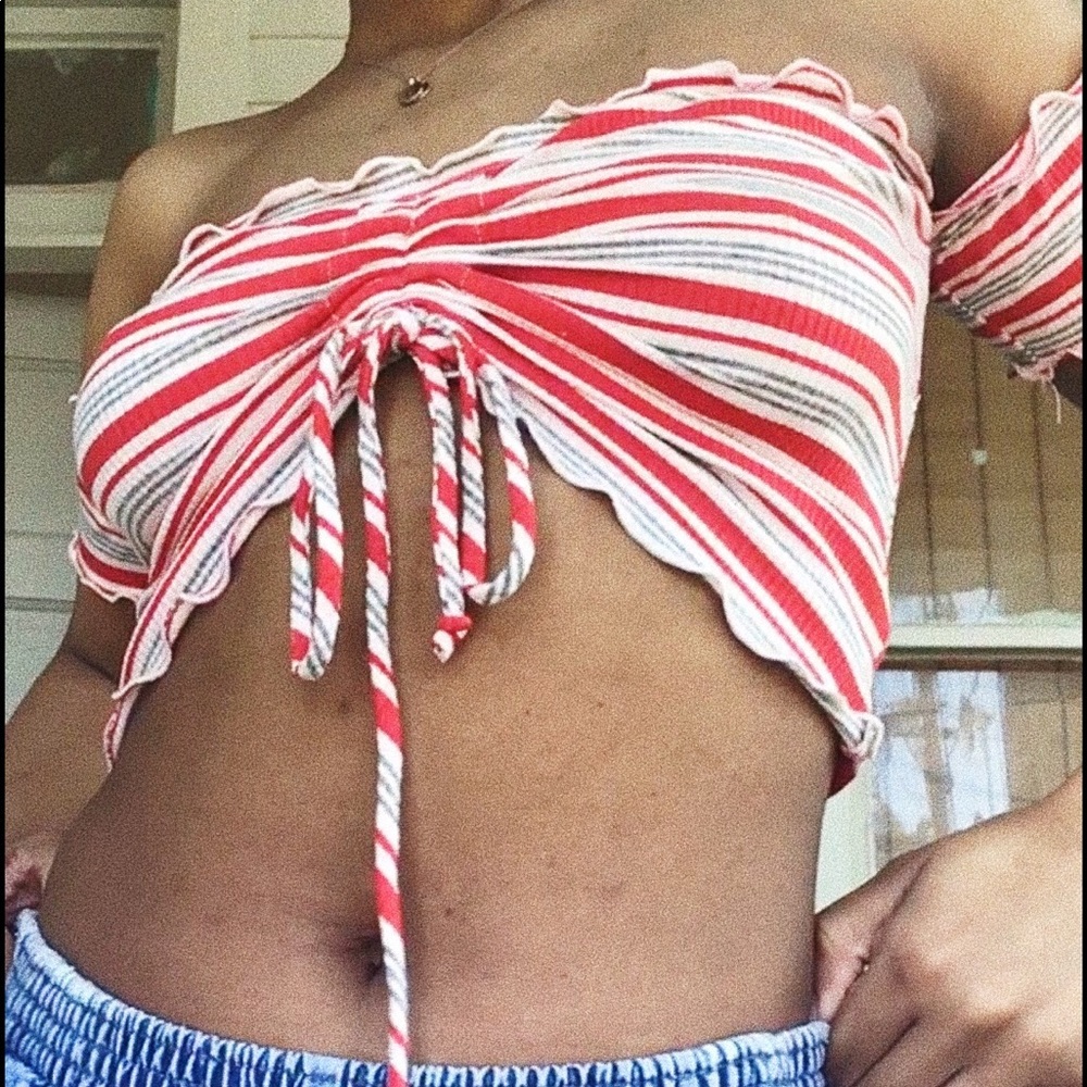 off the shoulder short sleeved cropped tube top